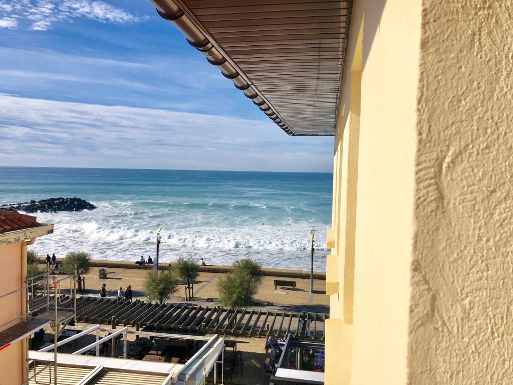 Appartement T3 Les pieds dans l’eau 5 Esplanade des Gascons 64600 Anglet