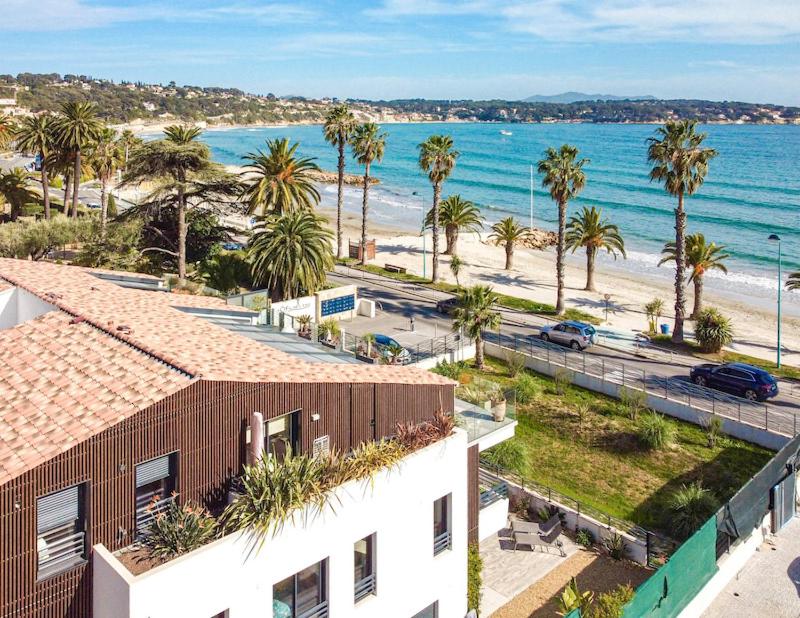 Appartement T3 NEUF AVEC TERRASSE FACE À LA MER Résidence Ô FIL DE L'EAU 550 Avenue de la Libération 83150 Bandol