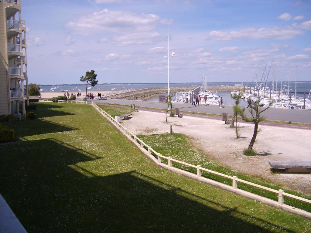 T3 NEUF VUE PANORAMIQUE sur Mer PREMIERE LIGNE Résidence du Port Bâtiment ASCOT A APPARTEMENT 3 61 Boulevard de la Plage, 33120 Arcachon