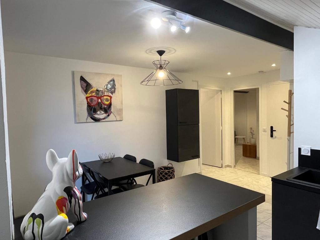 Appartement T3 proche de Grenoble et parking gratuit 19 Rue Astérix A1 38120 Saint-Égrève