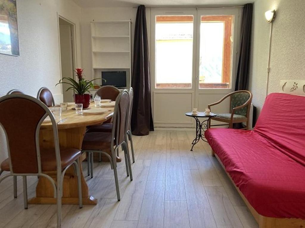 T3 très agréable, 2 terrasses, bien placé