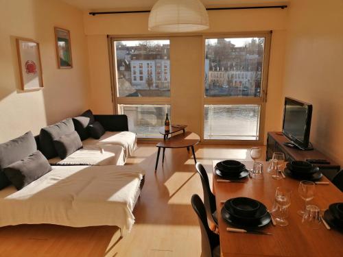 Appartement Appartement T3 vue sur rivière, 65M2 2ieme étage droite 2 Rue Amiral Bauguen Châteaulin