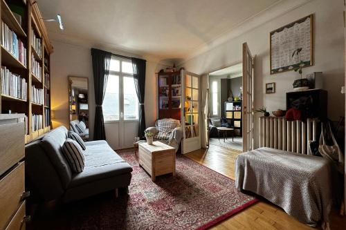 T3 with the charm of the old located in a residential area of Tours