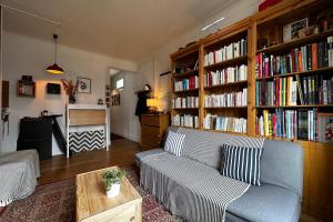 T3 with the charm of the old located in a residential area of Tours