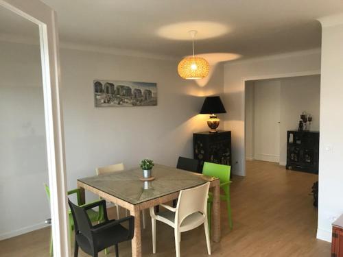 Appartement Appartement T4 Arago Résidence Anjou 130 rue Léo et Léon David Les Sables dʼOlonne