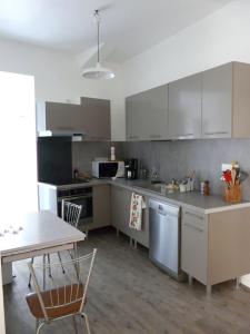 Appartement T4 de 85m2 avec garage en plein coeur de Sète 41 Rue Jean Jaurès 34200 Sète Languedoc-Roussillon