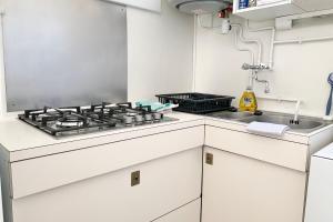 T4 fully renovated 3 bedrooms close to the Tram #BR