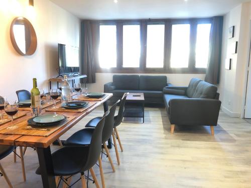 T4 Gambetta Parking-Clim 5-10’’GARE/Plage WIFI