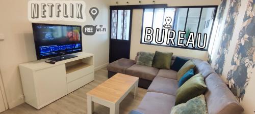 T4 Massy TGV - 80m2 avec Terrasse et bureau - proche coulée verte - idéal Pro ou Famille