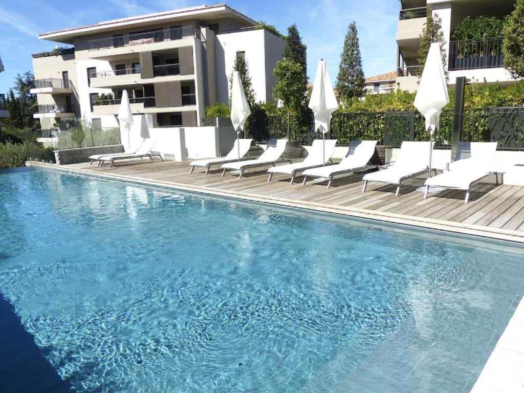 Appartement T4 Standing Exclusive Resort Avenue Foch 83990 Saint-Tropez