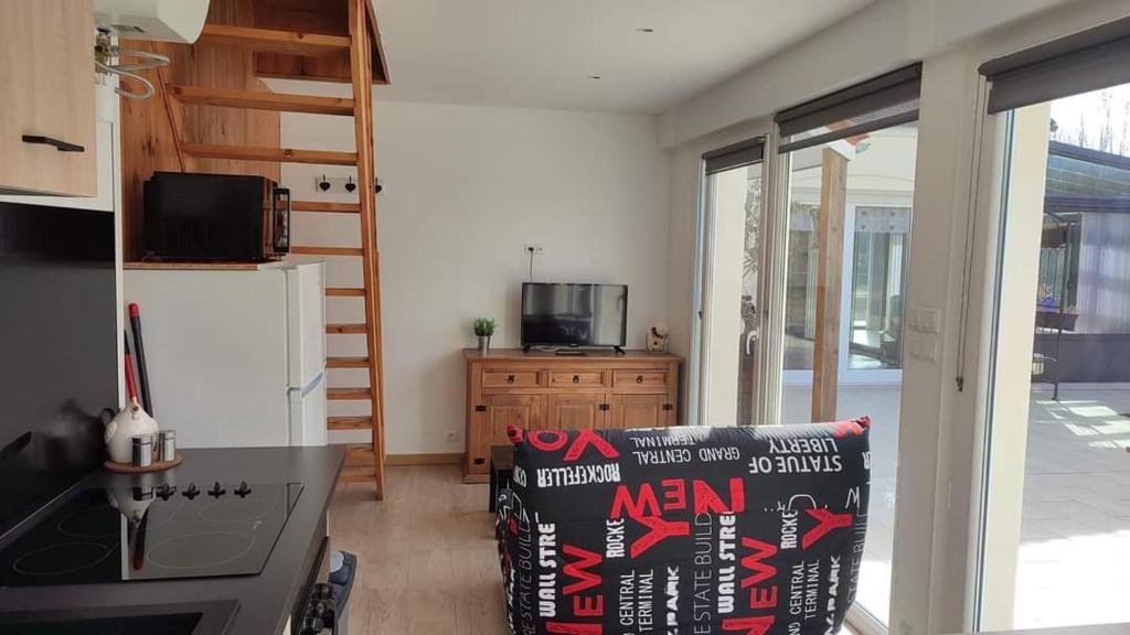 T5 3 jacuzzi 15mn tram C Bx la campagne en centre ville 33140 Villenave-dʼOrnon