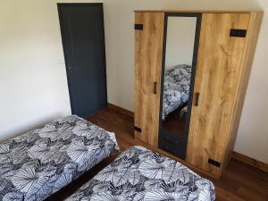 Appartement T5 avec jardin à 2 min de la télécabine - Bagnères de Luchon 6 Rue du Ticoulet 31110 Juzet-de-Luchon Midi-Pyrénées