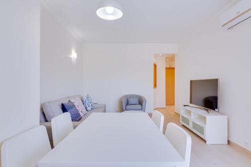 Tália IV - Pool & City Center - Vilamoura