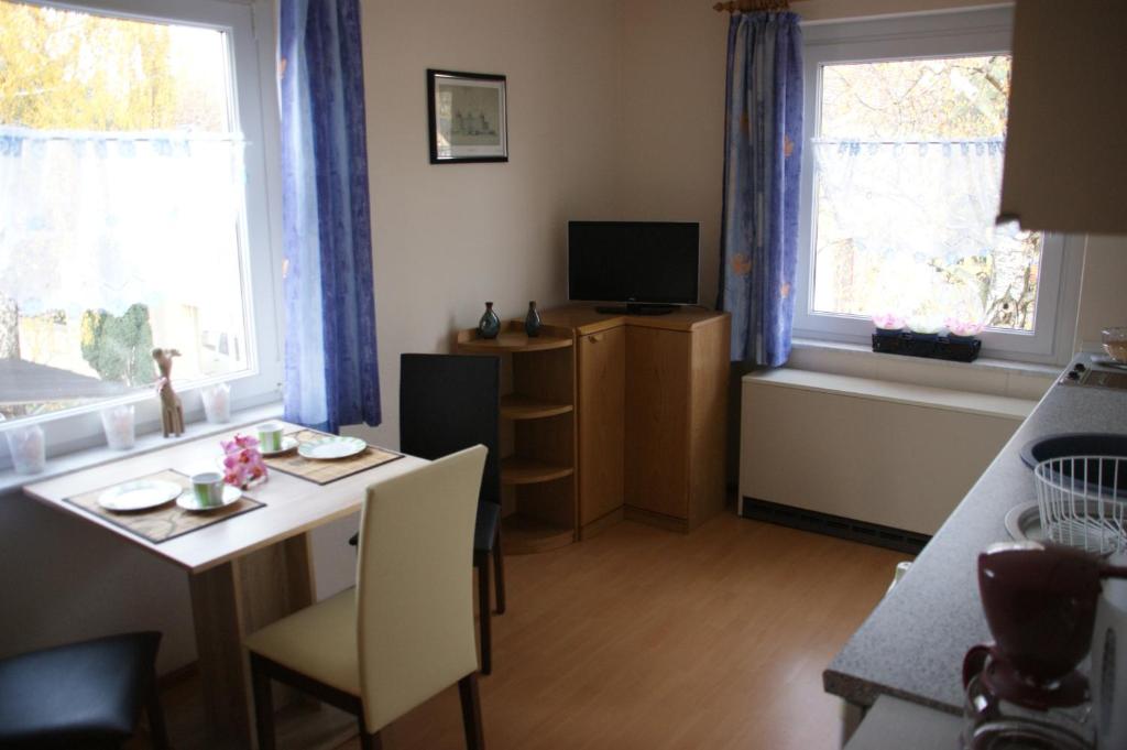 Tango ARA Cash 203 Auerstraße, 01640 Coswig