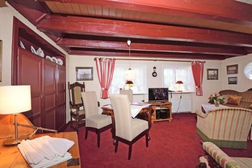 Teegelii Hof Rote Syltrose Teegelii Hof