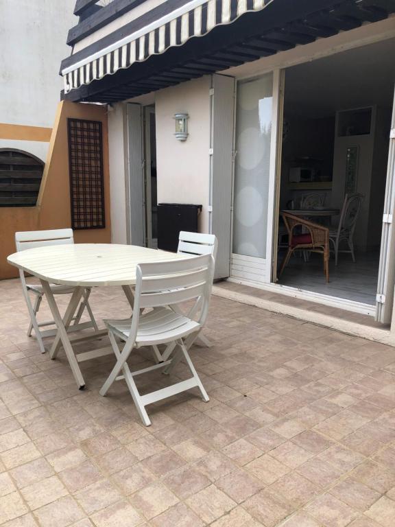 Appartement Tennis Village 2 Avenue de la Méditerranée 34300 Le Cap d\'Agde