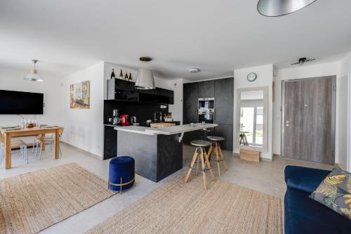 Tera - Joli T2 avec garage pour 4 personnes proche Plage