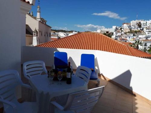 Terrace apartament on the Sea
