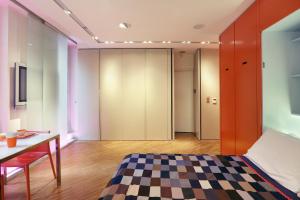 Terrace Matignon Apartment