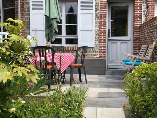 Terraced house, Yport, 400m from the sea