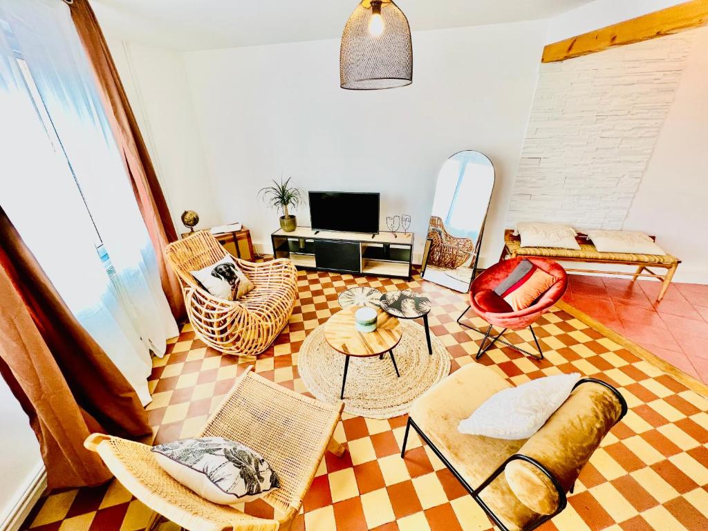 Appartement #TerraCota’s Retro House, Near Lac du Der ! Bis 45 Rue Paul Bert 52100 Saint-Dizier