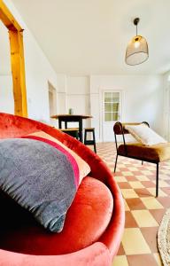 #TerraCota’s Retro House, Near Lac du Der !