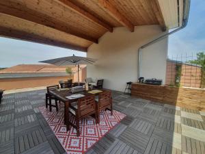 Terrasse 130m2 panoramique avec Climatisation Piscine