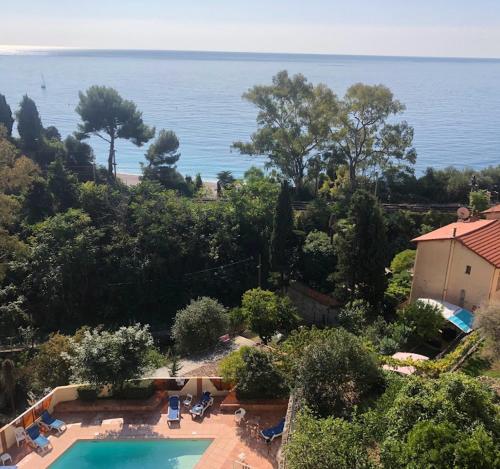 Appartement terrasse 60m2 180°vue mer 5 Avenue Georges Drin 06190 Roquebrune-Cap-Martin Provence-Alpes-Côte d\'Azur