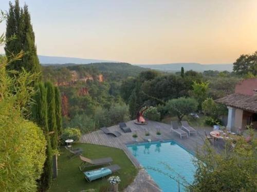 Appartement TERRASSE DES OCRES 1 er étage 74 Avenue de la Burlière 84220 Roussillon