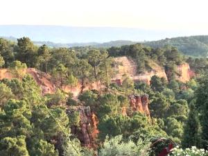 Appartement TERRASSE DES OCRES 1 er étage 74 Avenue de la Burlière 84220 Roussillon Provence-Alpes-Côte d\'Azur