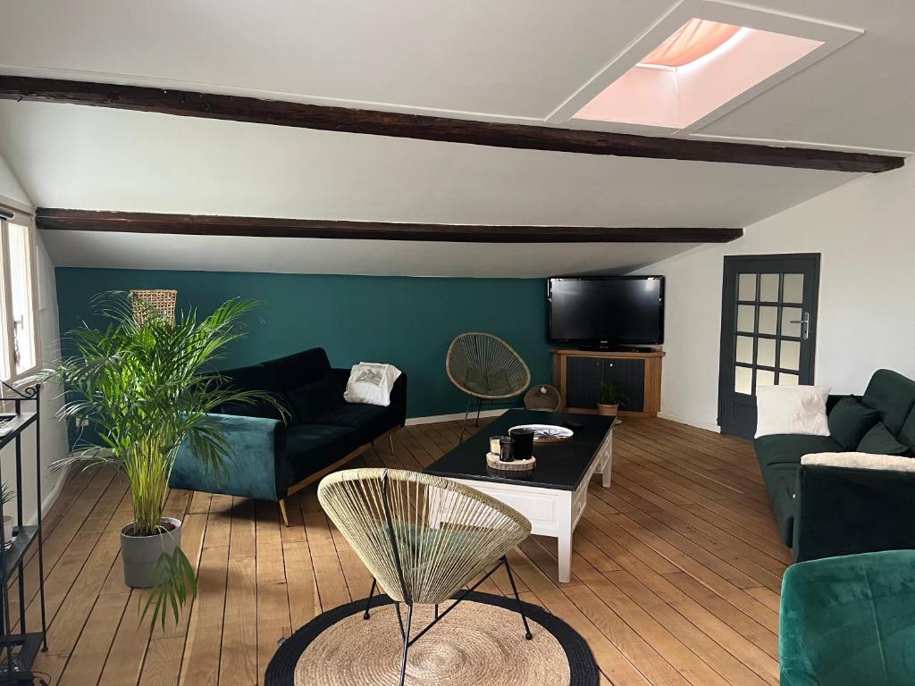 Appartement Terrasse, panoramique 2 Rue Saint-Marc 84470 Châteauneuf-de-Gadagne