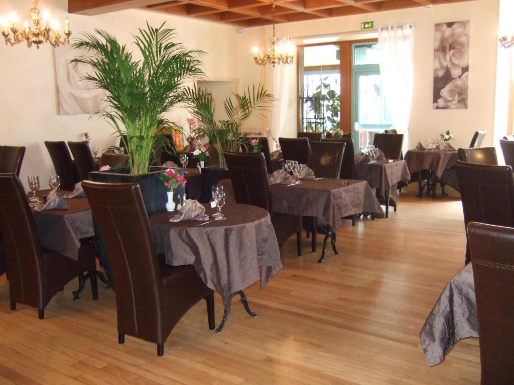 Terrasse plein sud au calme, deux chambres doubles