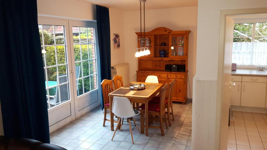Terrassenwohnung-Pusteblume-im-Ferienhaus-Nielson-in-Petersdorf Hauptstraße 1, 23769 Petersdorf auf Fehmarn