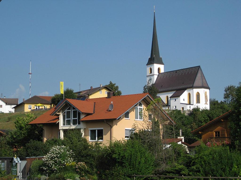 Thaller Edeltraud Mühlstraße 2, 83373 Taching am See