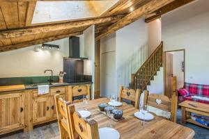 The Alpage - Beautiful 3 stars apartment with parking - Combloux - Welkeys