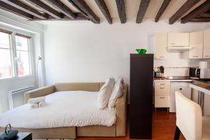 The Bastille Day apartment