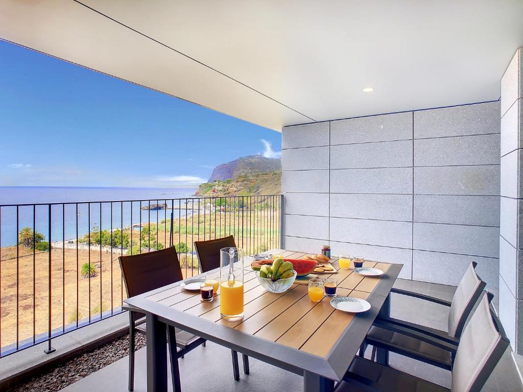 The Best Sea View Apartment by MHM Estrada Monumental nº 281, Edf. Monumental Madeira, 9000-682 Funchal