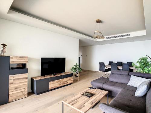 The Best Sea View Apartment by MHM