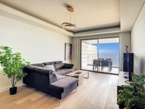 The Best Sea View Apartment by MHM