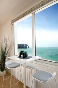 Appartement The Best View Terrasse Eugene Boudin Rue Abbé Cochet 76790 Étretat Normandie