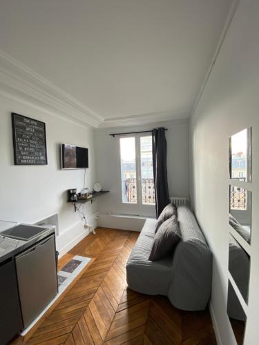 The Eiffel Tower room