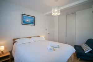 The Family Lake - 2 bedroom apartment terrace & parking