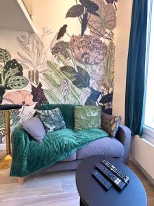 The GARDEN - cosy studio with AC in the very center of Paris