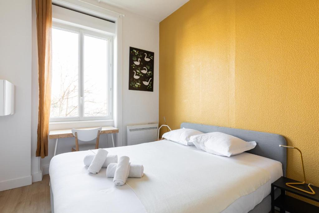 The Ginkgo Collioure : Amazing Private Jacuzzi built in Rock, 20m from the Beach, A/C, WiFi, Patio... 66190 Collioure