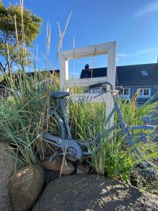 The-Little-Blue-Cottage-Inselweg-9