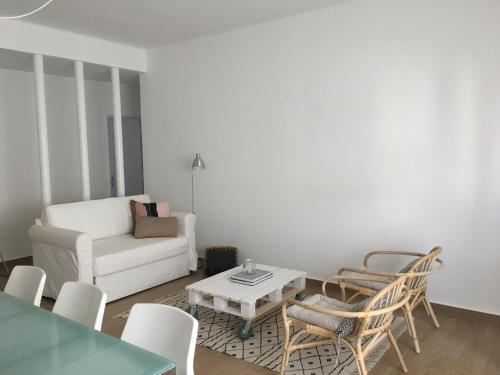 The Minimal House II