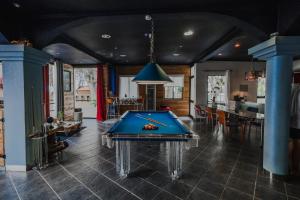The Modern & Recycled House