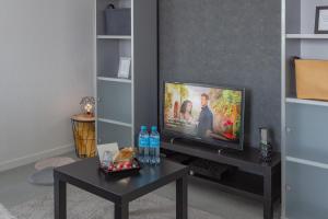 The one - Cosy T2 Check-in 24/24 Fibre Parking