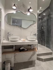THE PALM central Paris - Comfort and air conditioning in the 9th