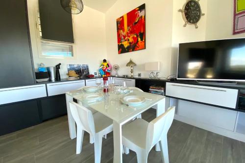 The Sunset - First line terrace - Sea view